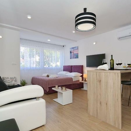 Two New Apartments By The Town Center Zadar Buitenkant foto