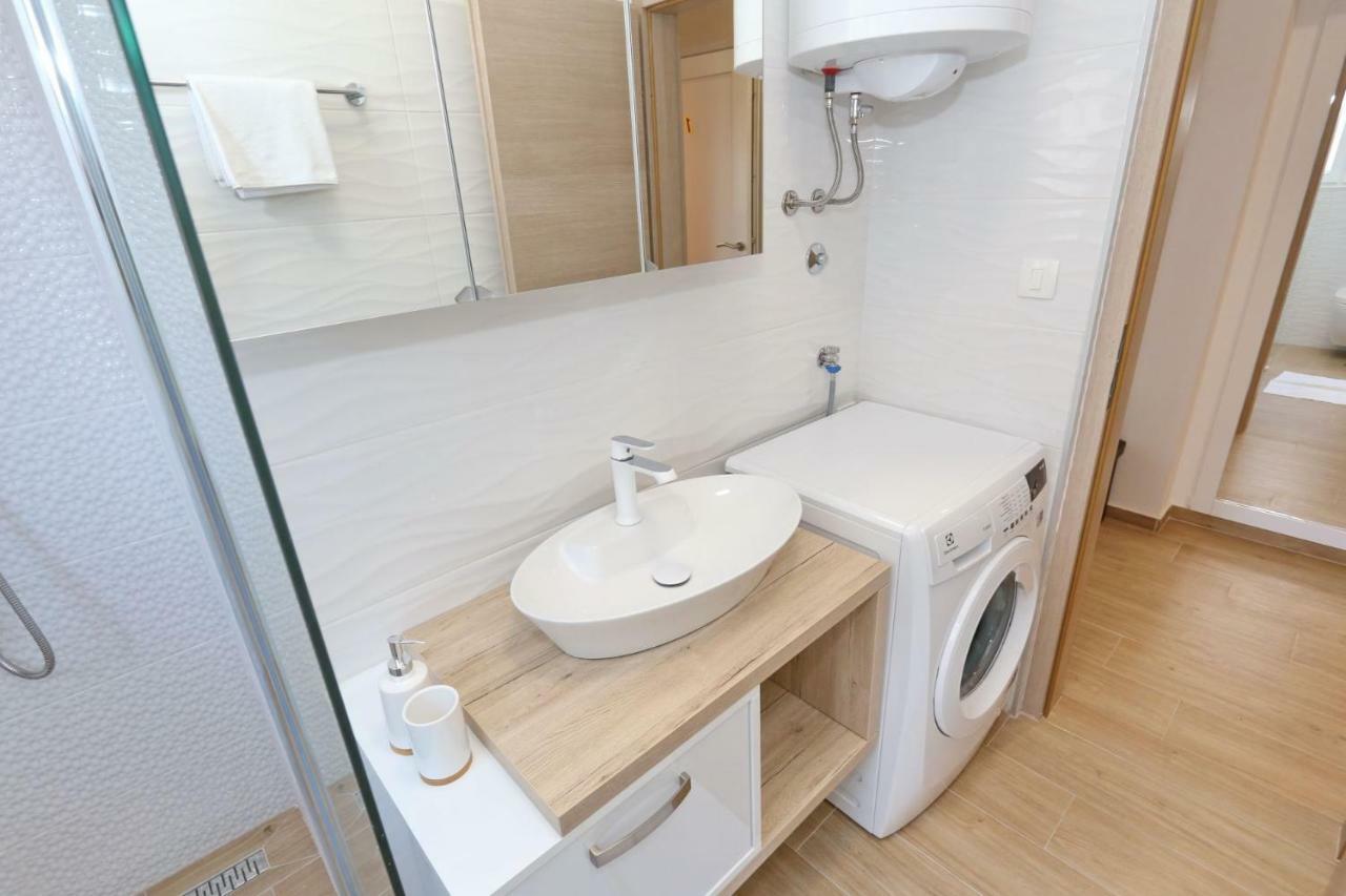 Two New Apartments By The Town Center Zadar Buitenkant foto