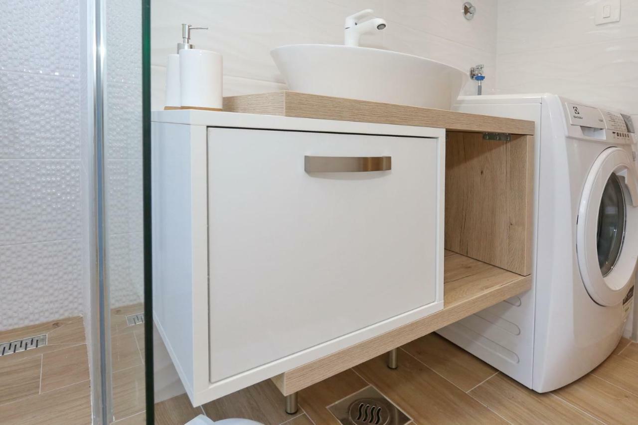 Two New Apartments By The Town Center Zadar Buitenkant foto