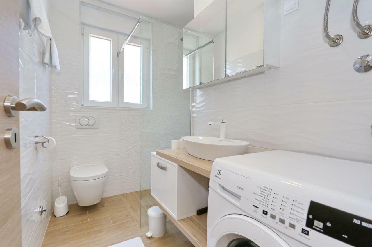 Two New Apartments By The Town Center Zadar Buitenkant foto