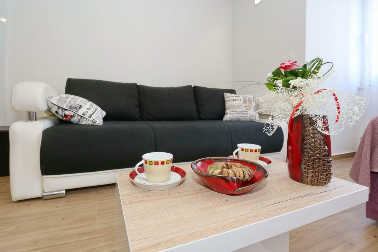 Two New Apartments By The Town Center Zadar Buitenkant foto