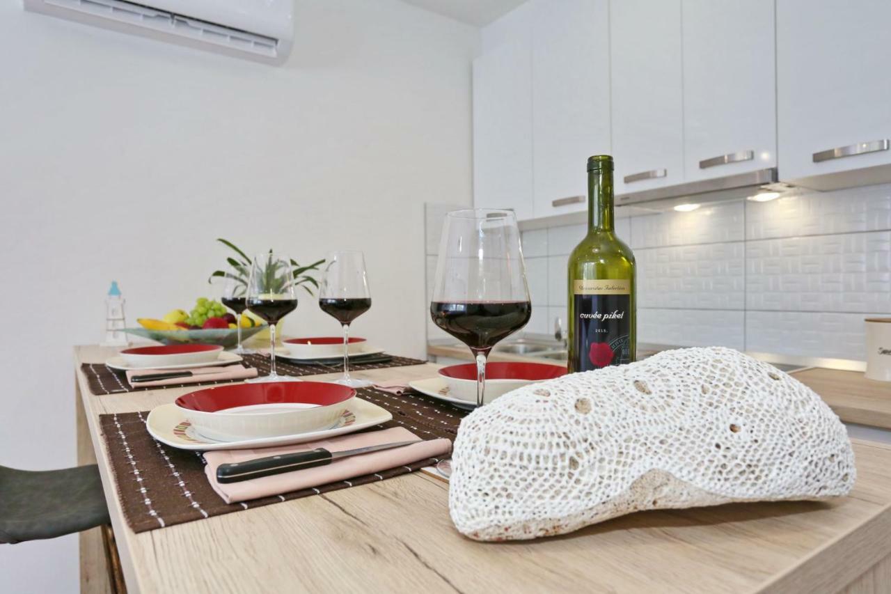 Two New Apartments By The Town Center Zadar Buitenkant foto